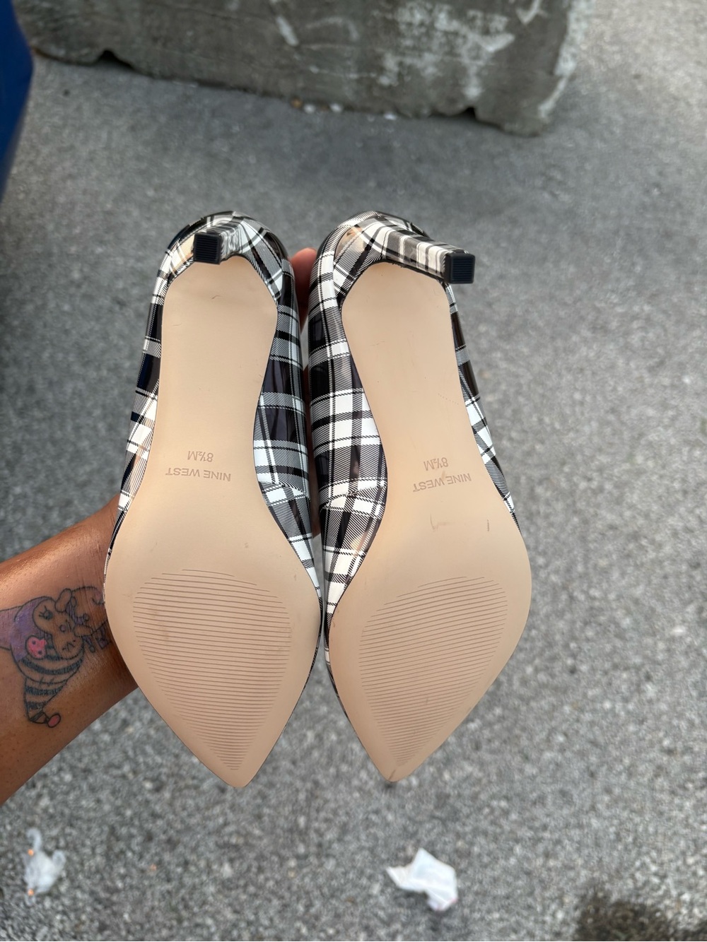 Nine West Women's Black & White Plaid Pointed Toe Pump